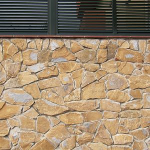 piedra irregular granito marron