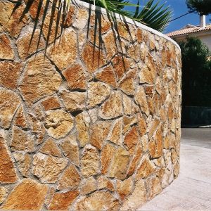 comprar piedra irregular rustica paja